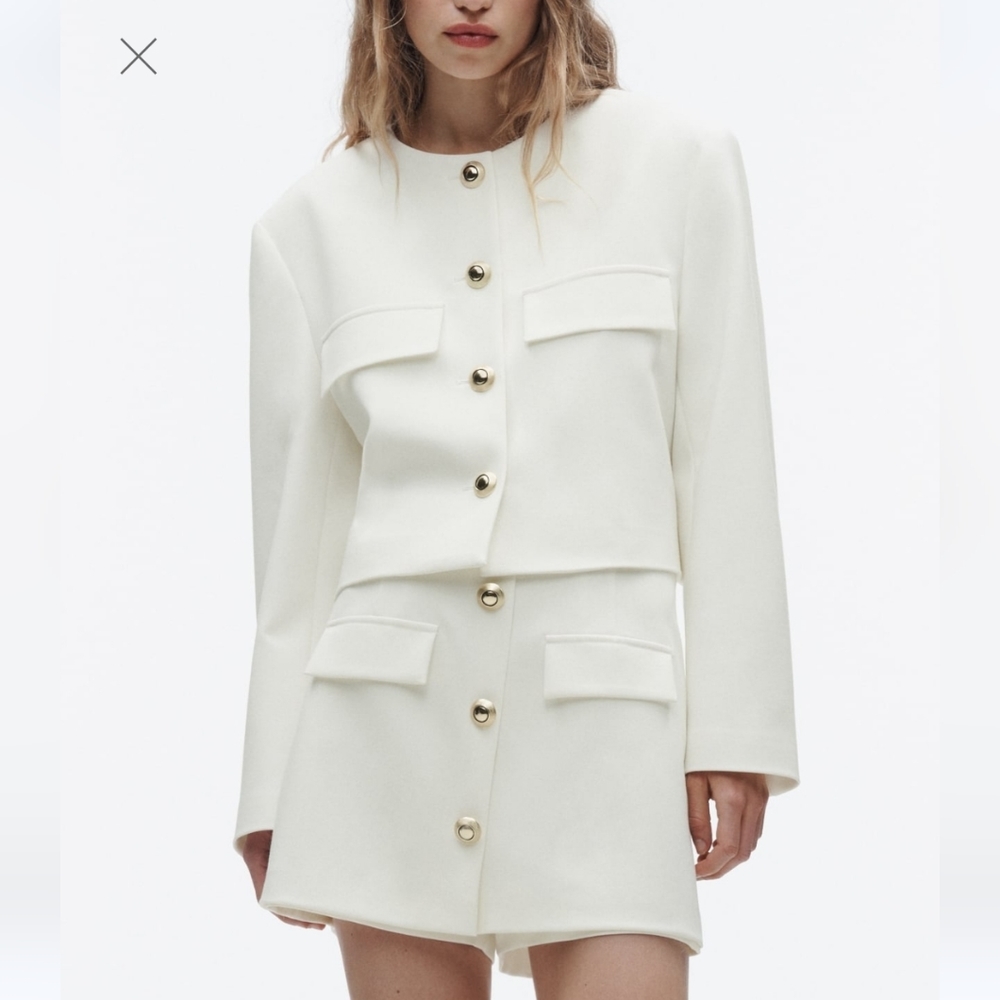 NWT Zara GOLD BUTTON CROPPED BLAZER WHITE size M Oversized